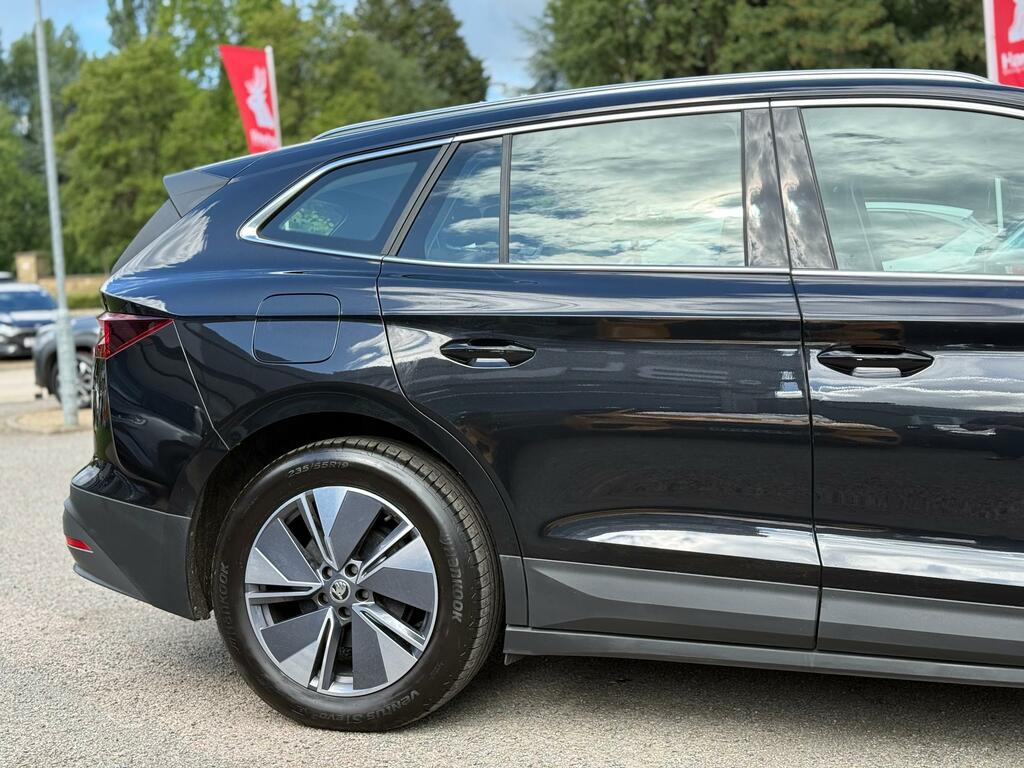 Skoda ENYAQ Iv 62Kwh 60 Suv Dc120kw 179 P Black #3