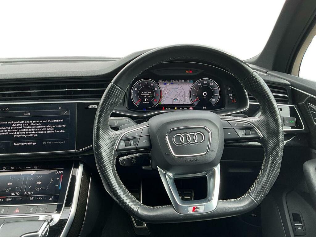 Audi Q7  Black #12