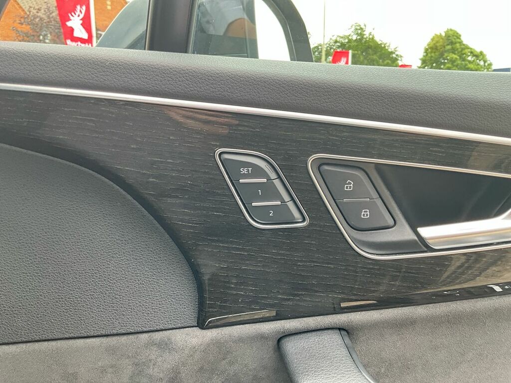 Audi Q7  Black #24