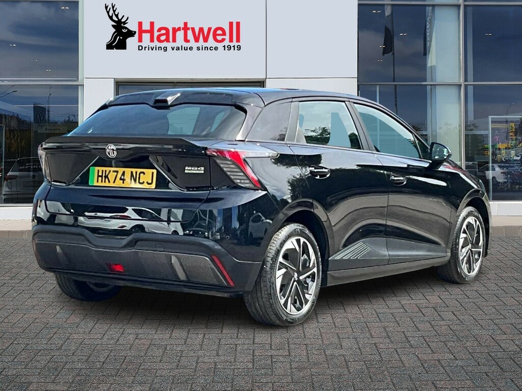 MG MG4 64Kwh Se Long Range Hatchback 2 Black #3