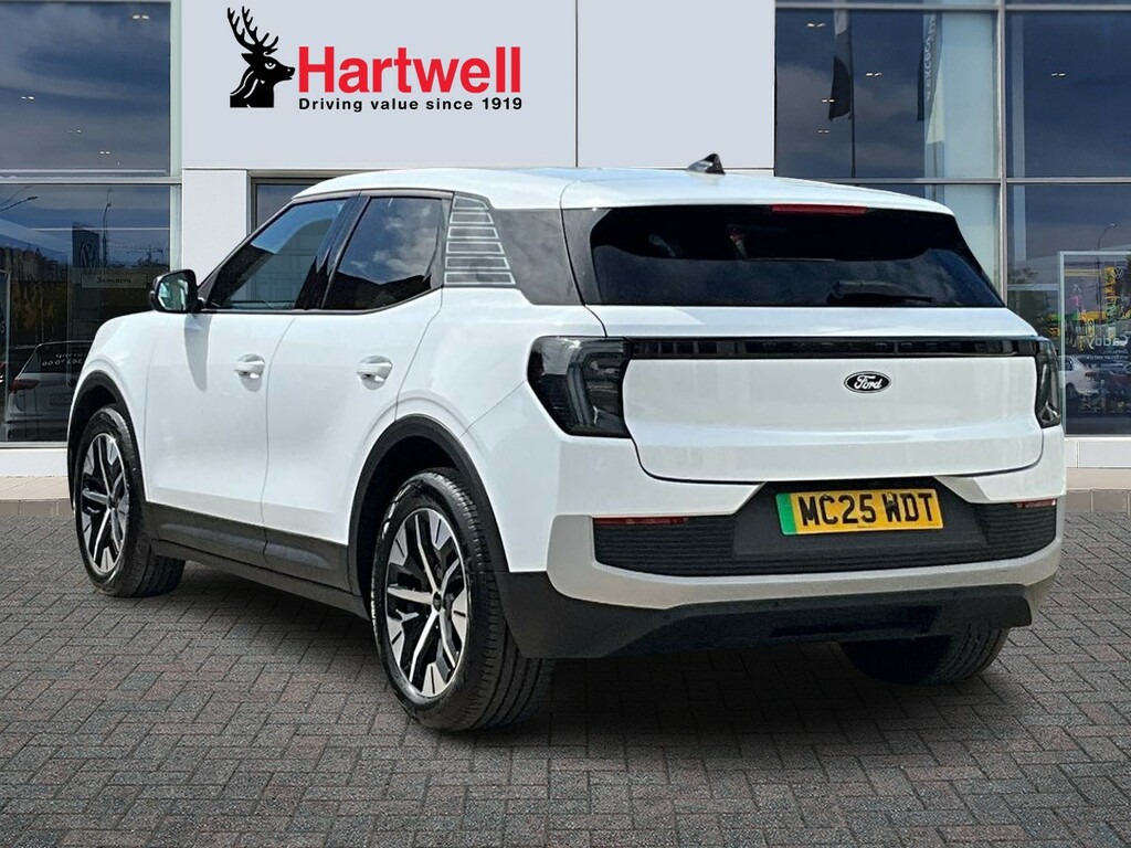 Ford Explorer Extended Range 77Kwh Select Suv White #5
