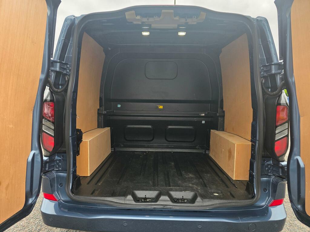 Ford Transit Custom 320 Msrt L1 Swb Double Cab In Van Rwd 65Kwh 2 Blue #16