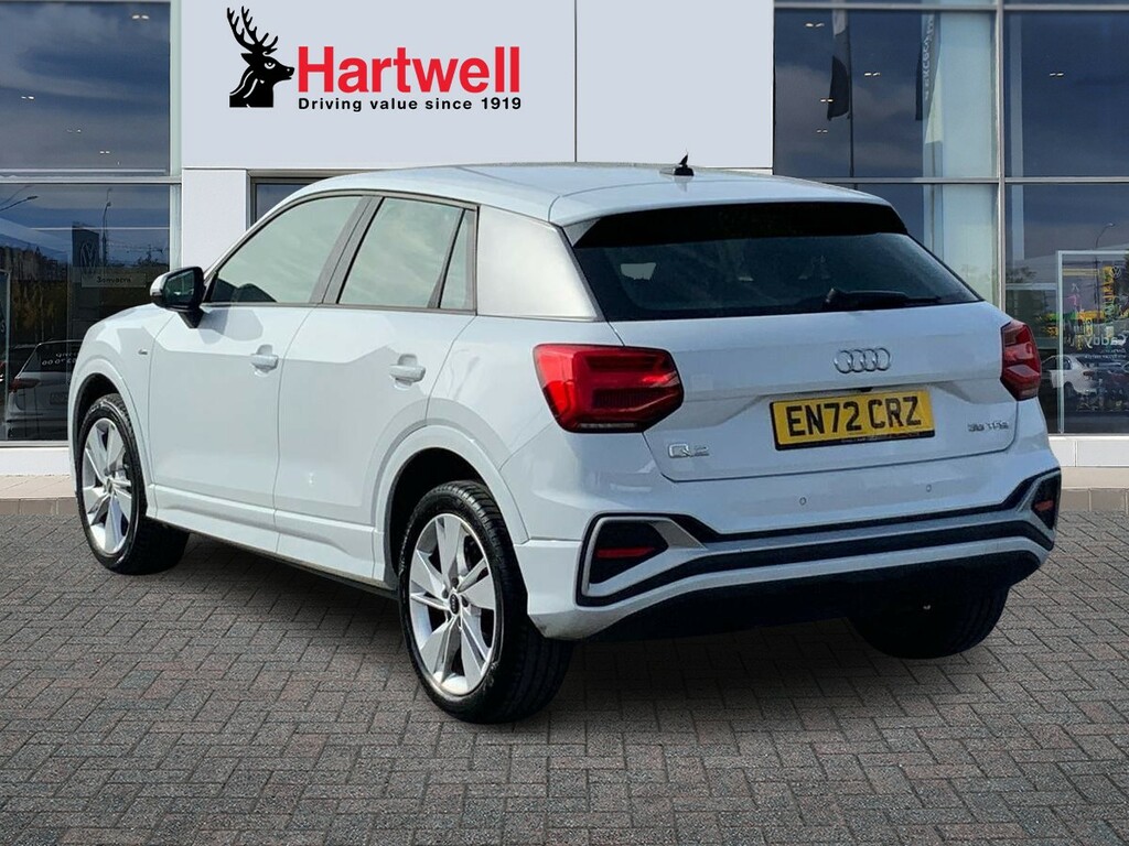 Audi Q2 1.5 Tfsi Cod 35 S Line Suv S Tronic Eur White #5