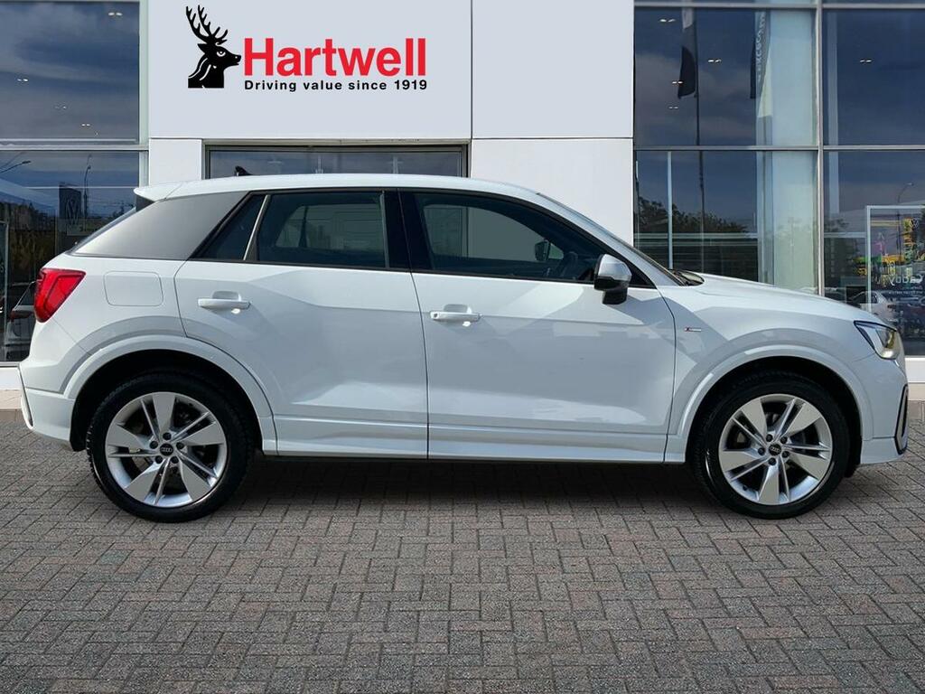Audi Q2 1.5 Tfsi Cod 35 S Line Suv S Tronic Eur White #2