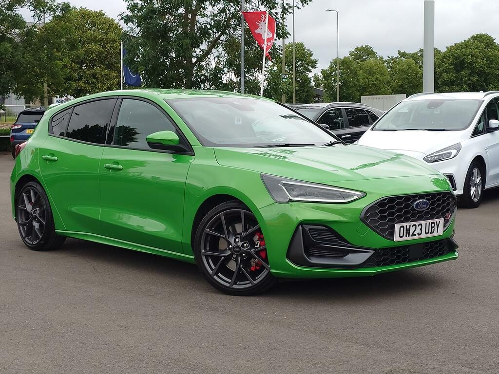 Ford Focus 2.3T Ecoboost St Performance Pack Man Green