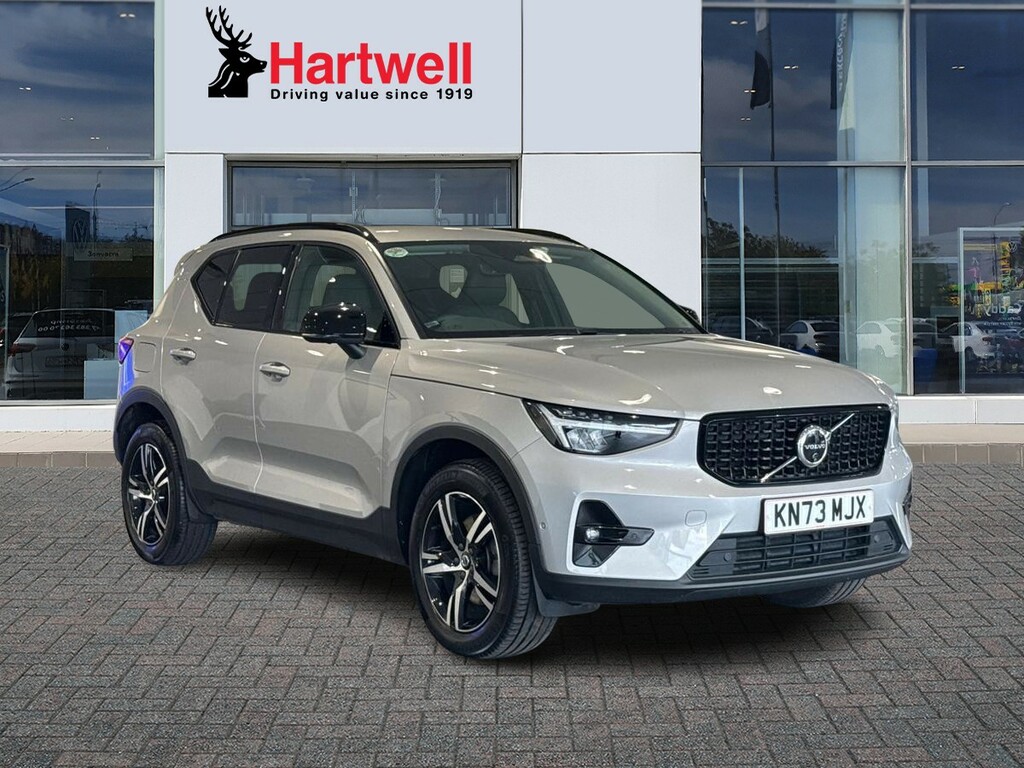 Volvo XC40 2.0 B3 Mhev Plus Dark Suv Hybrid Dct Au Silver