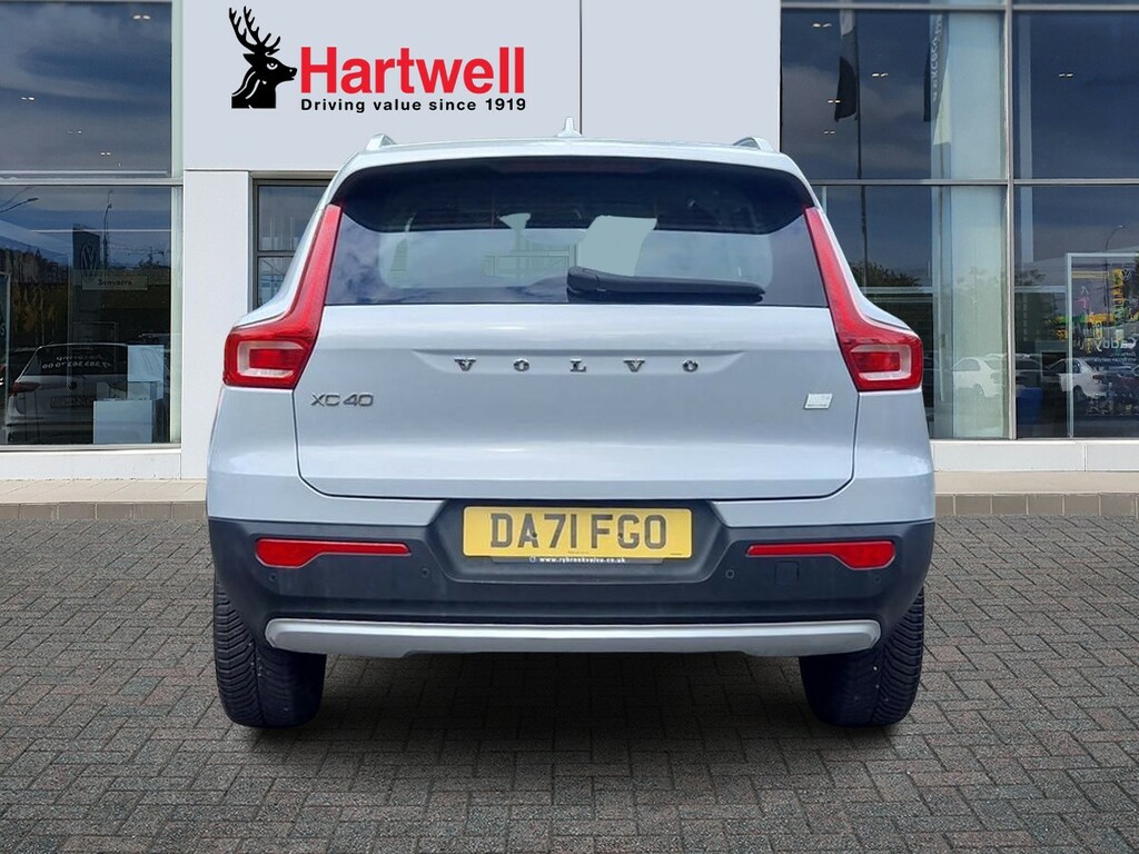 Volvo XC40 1.5H T4 Recharge 10.7Kwh Inscription Expression Su Silver #4
