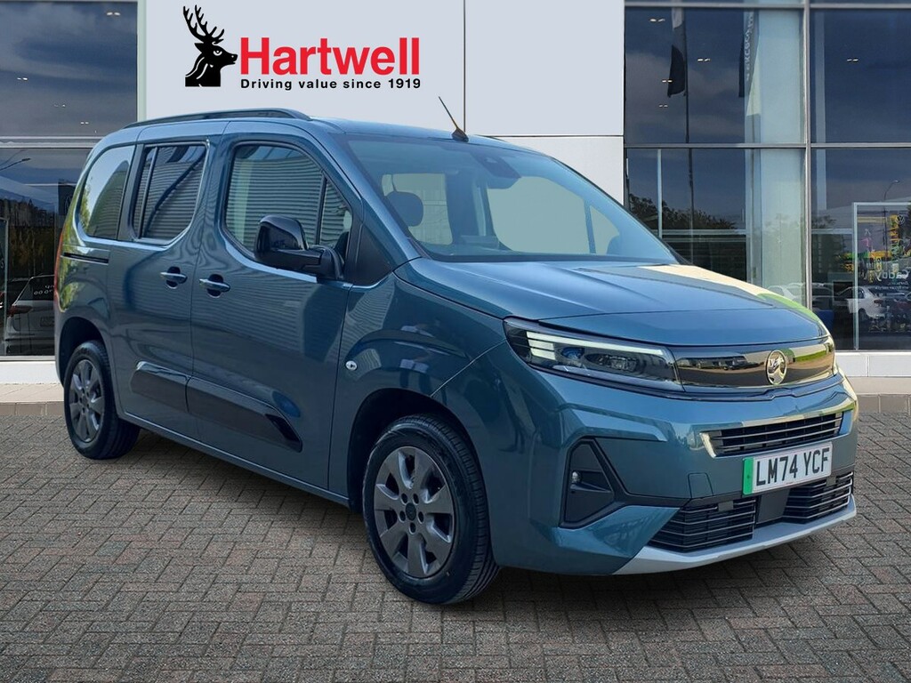 Vauxhall Combo-e Life 52Kwh Ultimate Mpv 7.4Kw Charge Blue