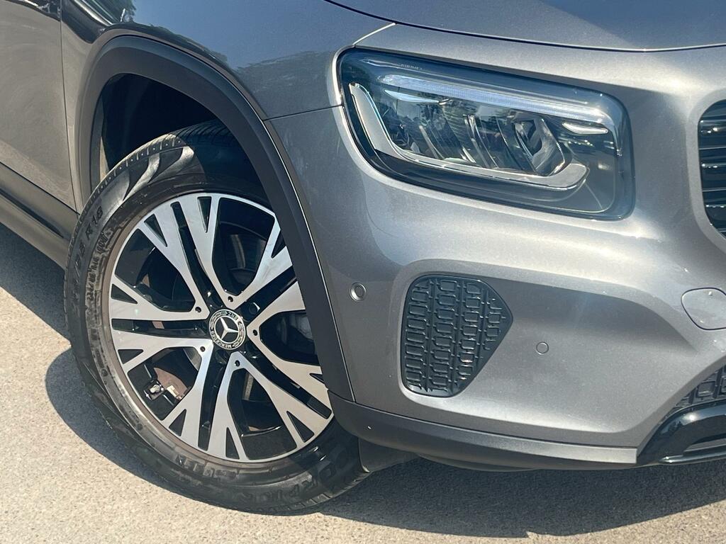 Mercedes-Benz GLB Class 1.3 Glb200h Mhev Sport Executive Suv Grey #2