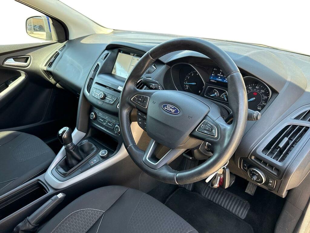 Ford Focus 1.0T Ecoboost Zetec Edition Euro 6 Ss White #10