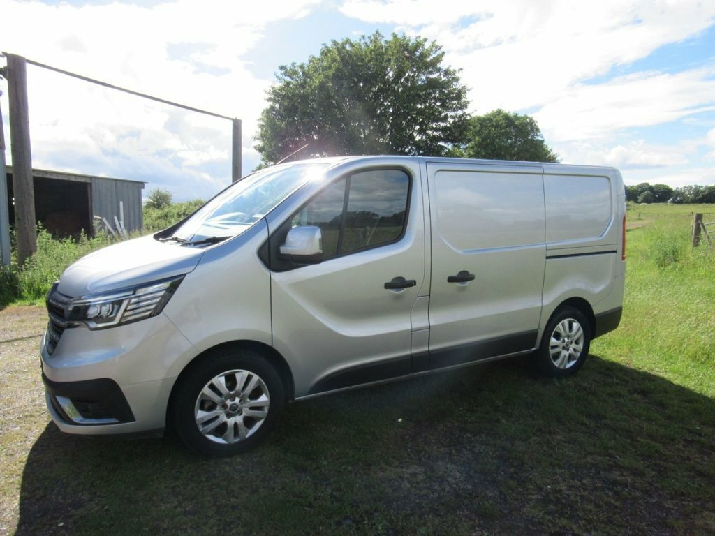 Renault Trafic 2L Sport MA72GYC Grey #5