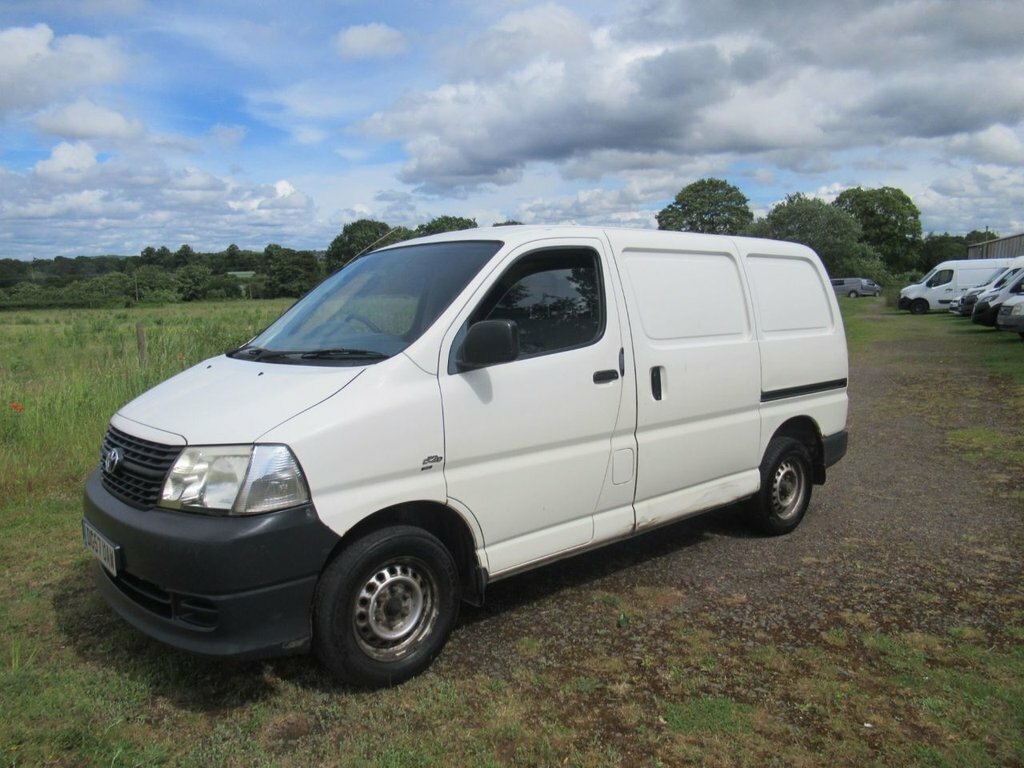 Toyota HiAce 2.5L Null White #4