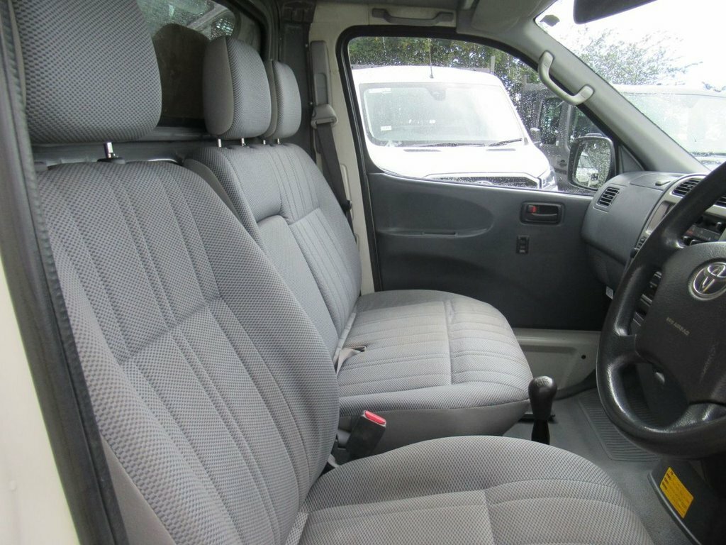 Toyota HiAce  Blue #7