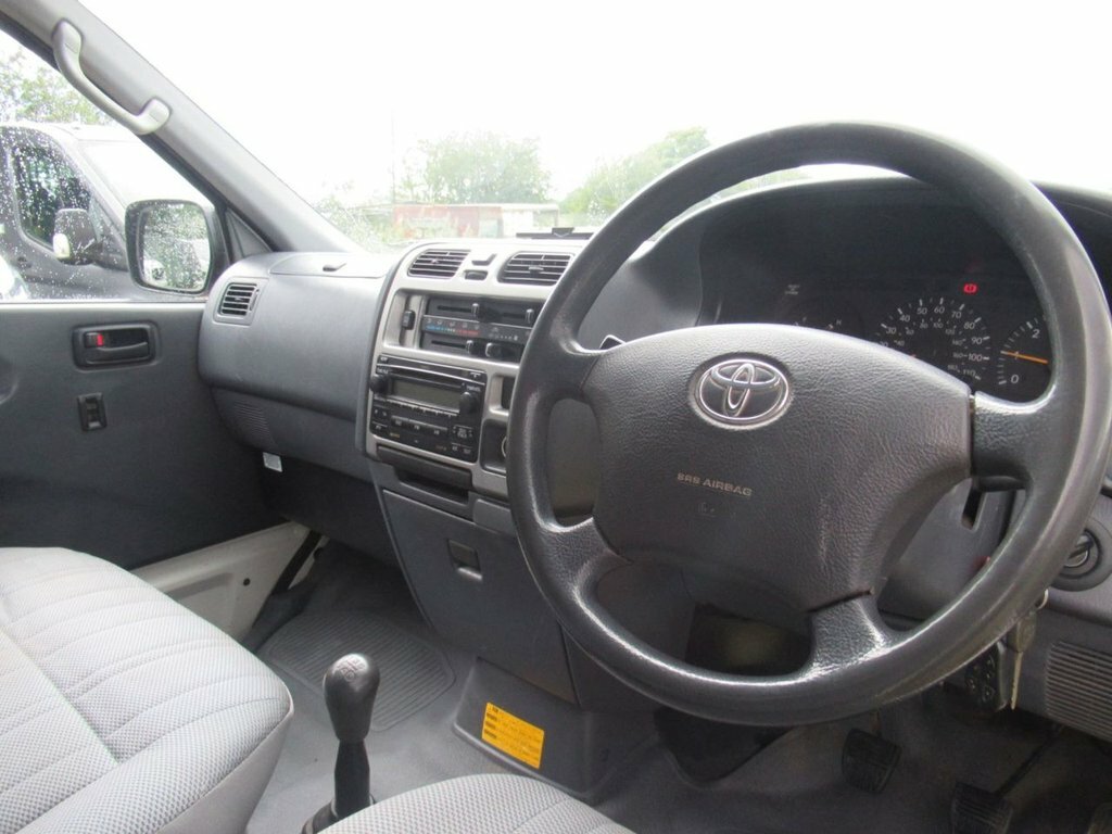 Toyota HiAce  Blue #9