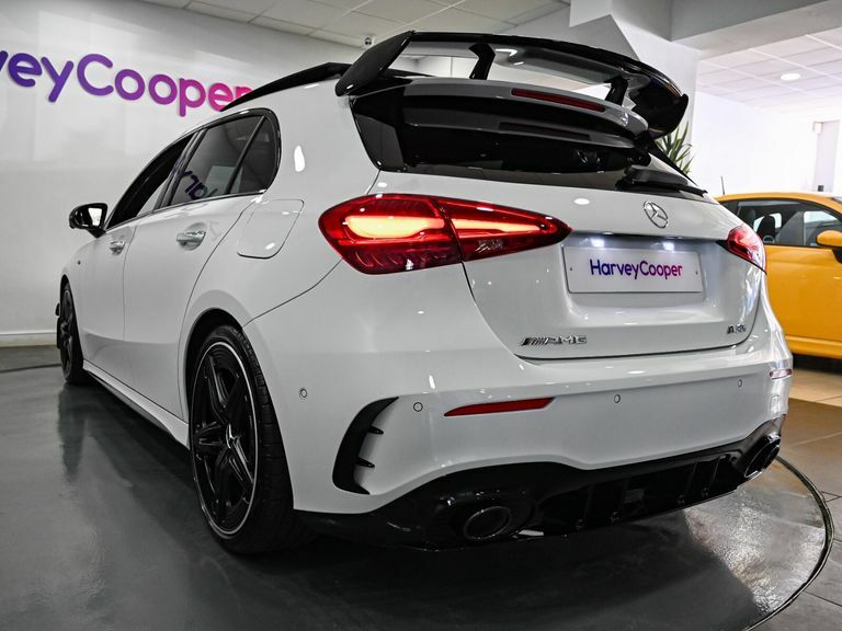 Mercedes-Benz A Class A35 4Matic Premium Plus White #4