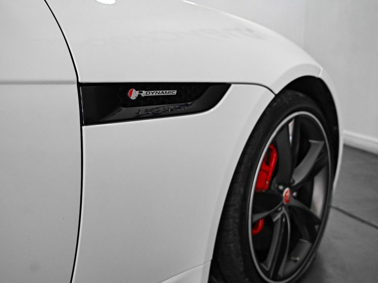 Jaguar F-Type 2.0 R-dynamic Coupe Black #9