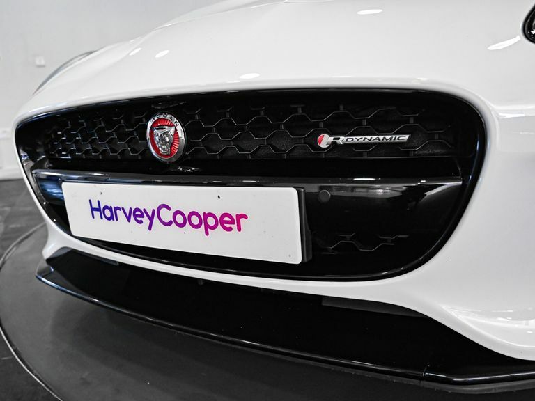 Jaguar F-Type 2.0 R-dynamic Coupe Black #14