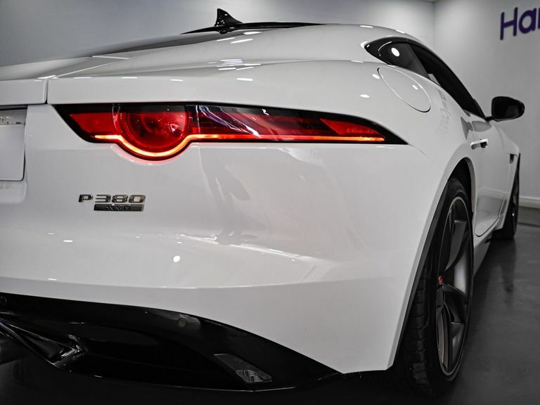 Jaguar F-Type 3.0 380 Supercharged V6 R-dynamic Awd White #3