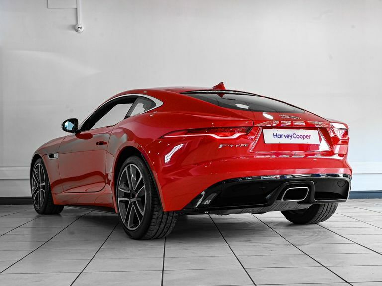Jaguar F-Type 2.0 P300 R-dynamic Red #5