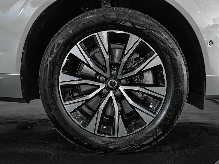 Volvo XC60 2.0 B4p Plus Dark Geartronic Silver #6