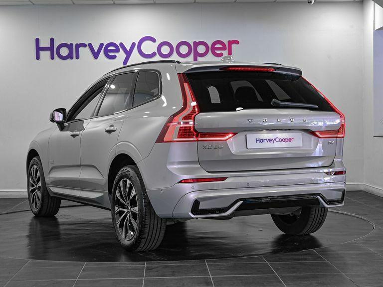 Volvo XC60 2.0 B4p Plus Dark Geartronic Silver #5