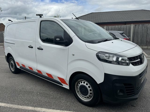Vauxhall Vivaro 1.5 Turbo D 2900 Edition Panel Van Manu White