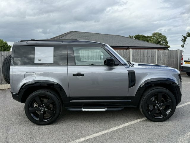 Land Rover Defender 2.0 P300 X-dynamic Hse Suv 4Wd Eur Grey #2