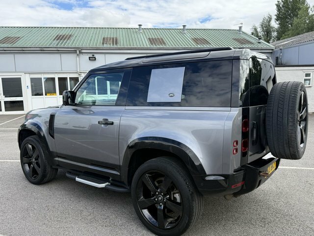 Land Rover Defender 2.0 P300 X-dynamic Hse Suv 4Wd Eur Grey #5