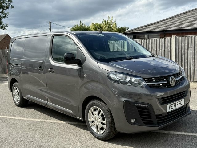 Vauxhall Vivaro 2.0 Turbo D 3100 Sportive Panel Van Man Grey