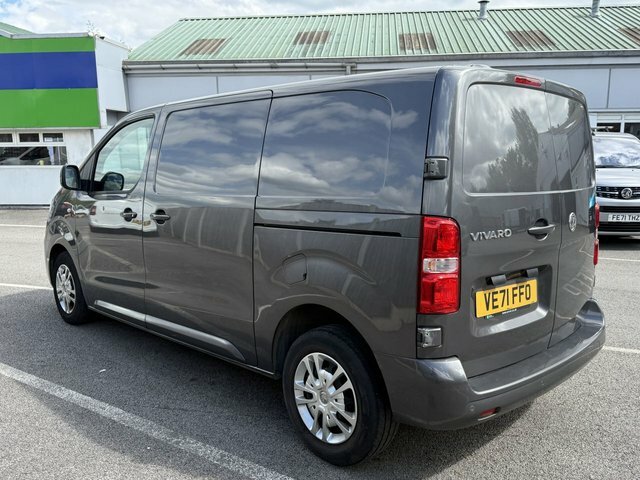 Vauxhall Vivaro 2.0 Turbo D 3100 Sportive Panel Van Man Grey #5