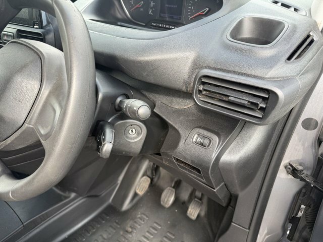 Peugeot Partner Professional Premium Grey #23