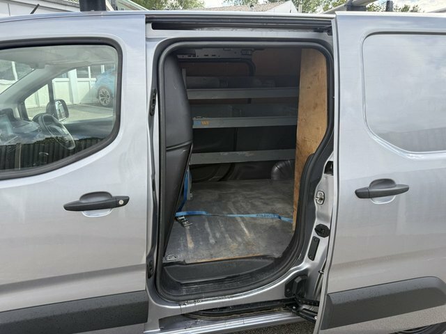 Peugeot Partner Professional Premium Grey #12