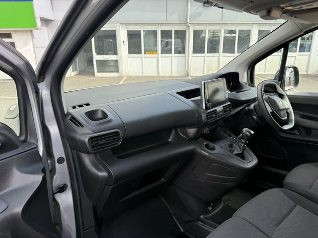 Peugeot Partner Professional Premium Grey #15