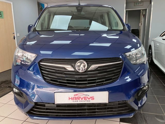 Vauxhall Combo Life 1.2 Turbo Gpf Energy Mpv Euro 6 DN69KGG Blue #3