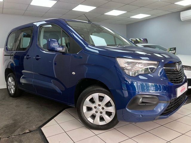 Vauxhall Combo Life 1.2 Turbo Gpf Energy Mpv Euro 6 DN69KGG Blue #2