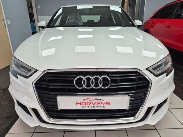 Audi A3 1.4 Tfsi Cod S Line Sportback Eu RV66UAM White #4