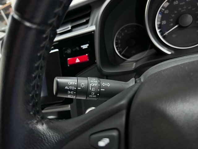 Honda Jazz 1.3 Ex Red #31