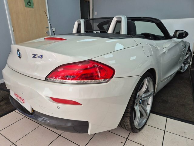 BMW Z4 Convertible Black #11
