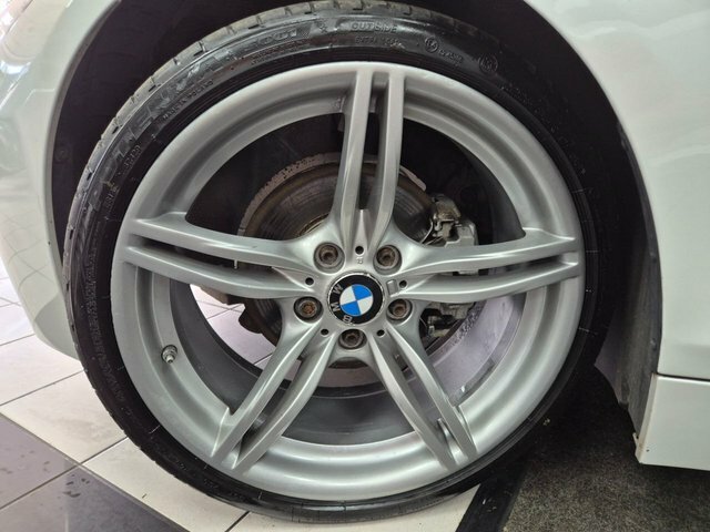 BMW Z4 Convertible Black #25