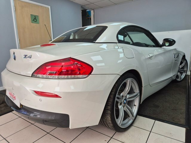 BMW Z4 Convertible Black #12