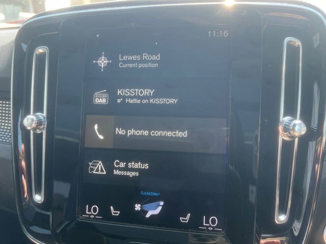 Volvo XC40 2.0 T5 First Edition Awd 247 Bhp White #19