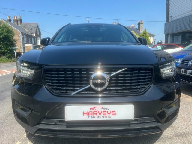 Volvo XC40 2.0 T5 First Edition Awd 247 Bhp White #4