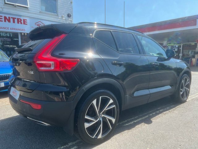 Volvo XC40 2.0 T5 First Edition Awd 247 Bhp White #9