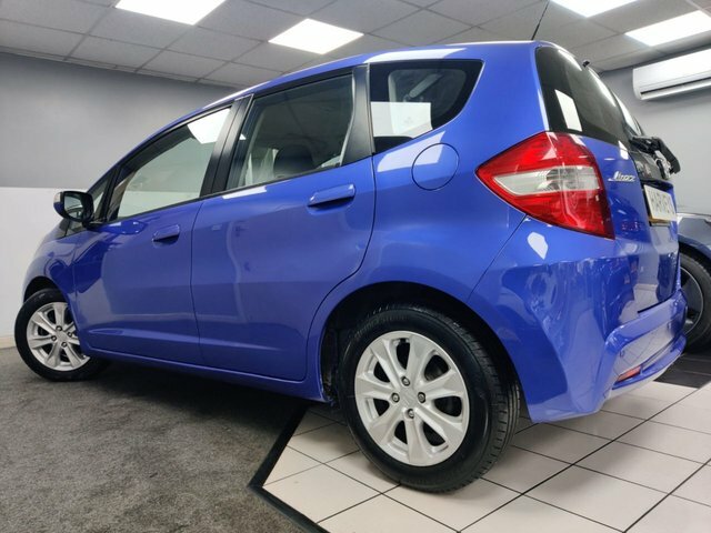 Honda Jazz I-vtec Es Silver #10