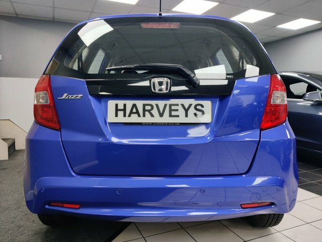 Honda Jazz I-vtec Es Silver #8