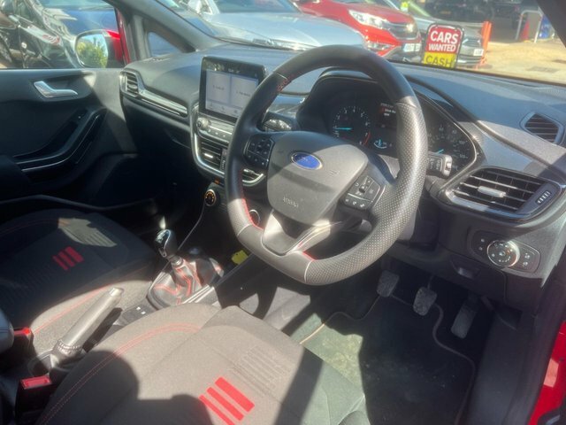 Ford Fiesta 1.0 Ecoboost Titanium 5Dr, Under 350 Miles, Januar Grey #10