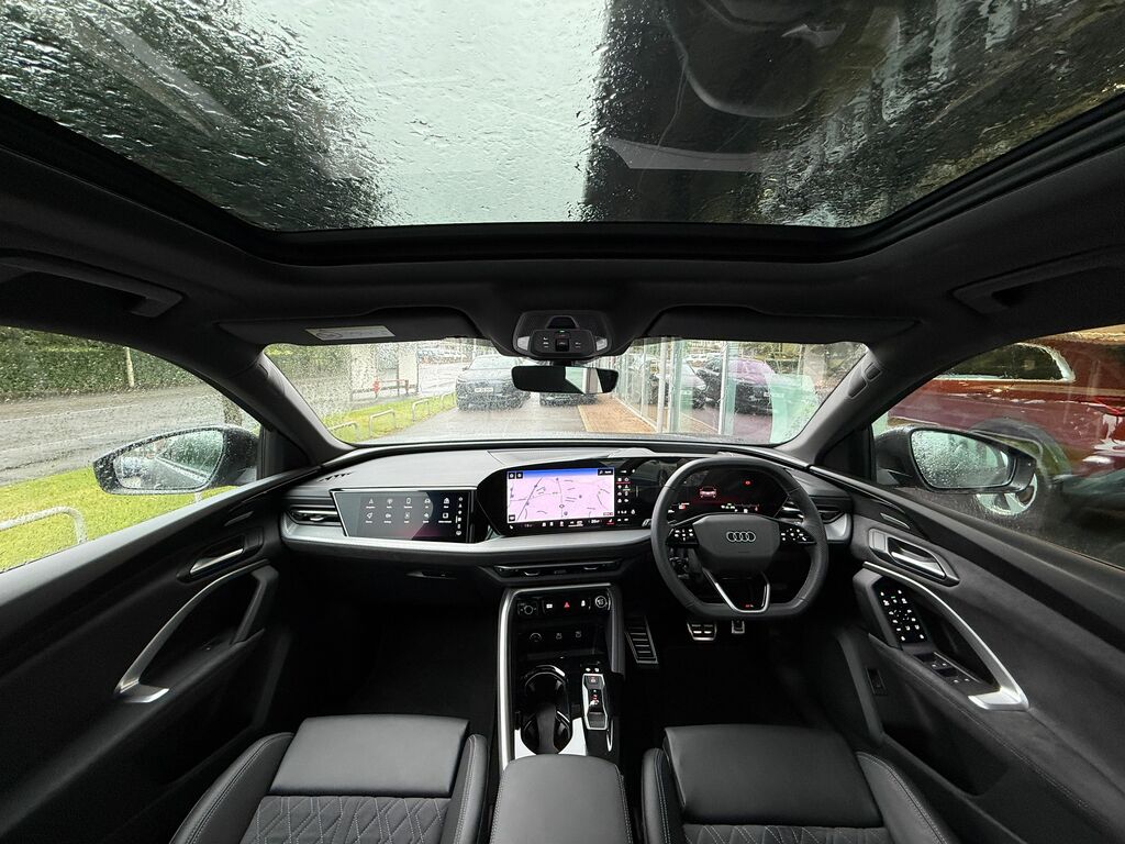 Audi Q5 Edition 1 HJ75FLN Black #3