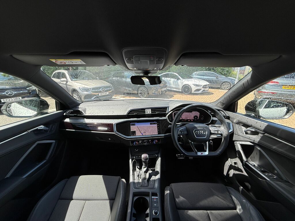 Audi Q3 Black Edition Black #3