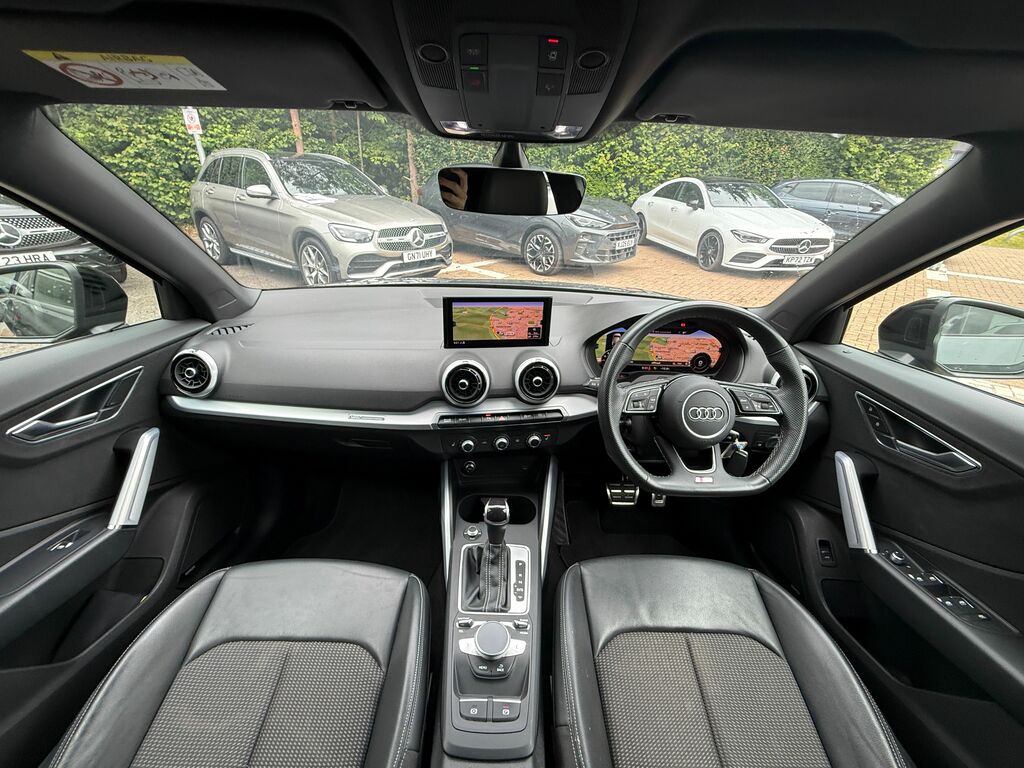 Audi Q2 Black Edition GX23YDZ Black #3