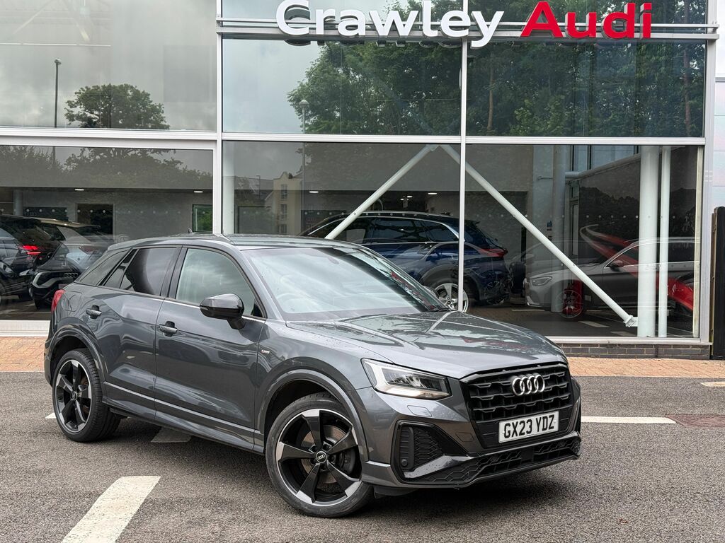 Audi Q2 Black Edition Black